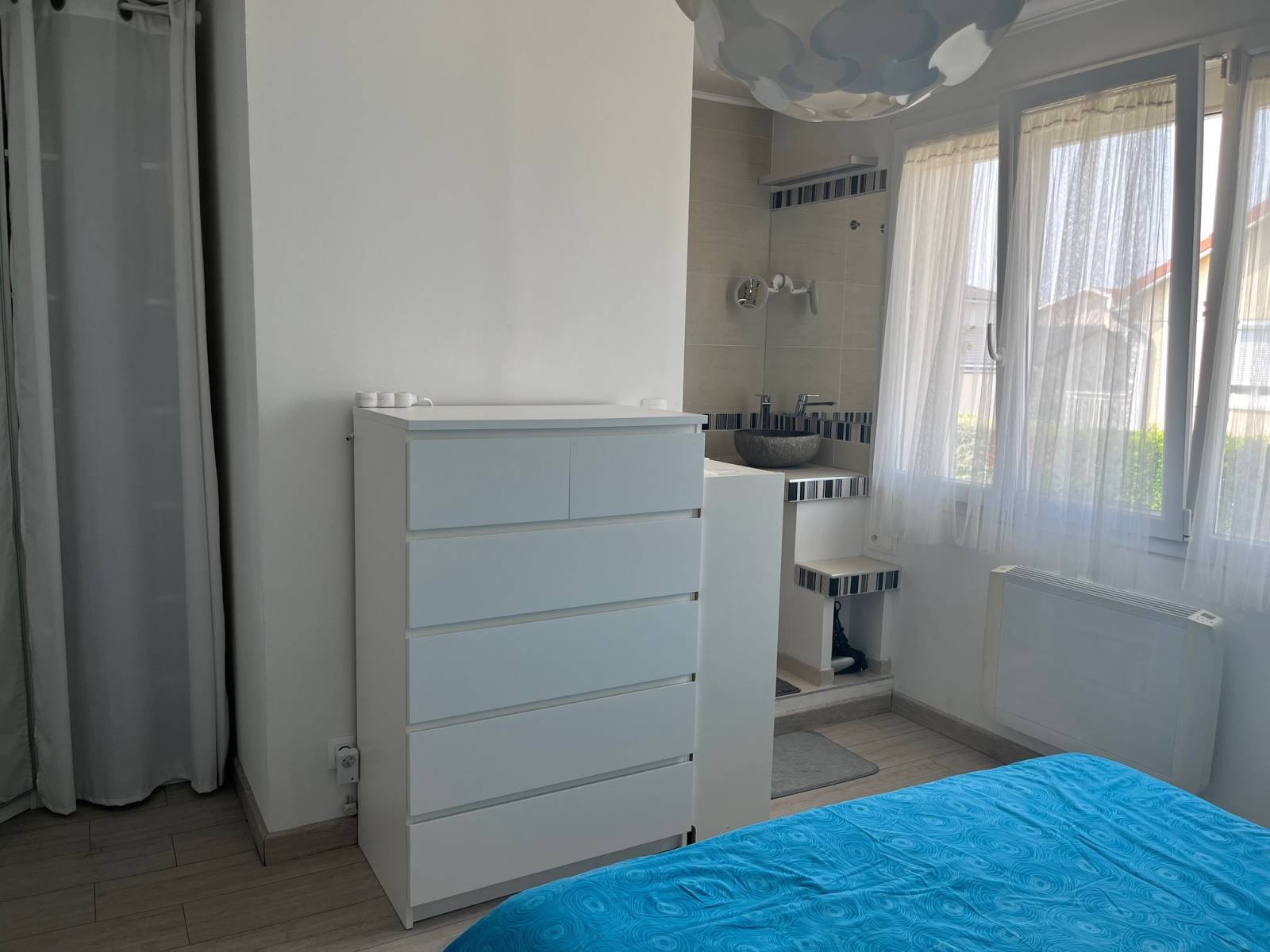 SAINT-BONNET-DE-MURE - Maison familiale d'exception avec piscine et panneaux solaires