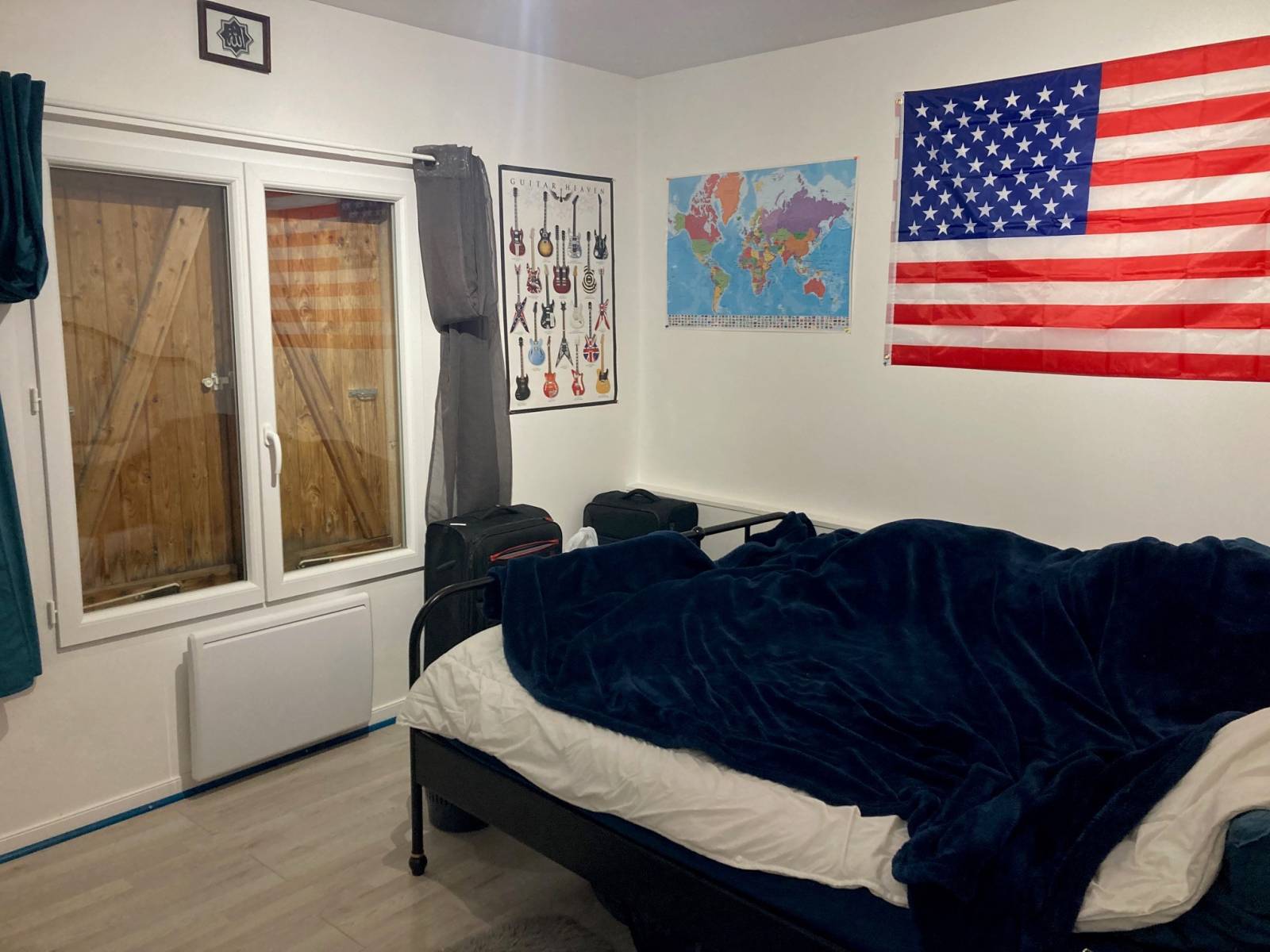 BALAN - APPARTEMENT EN RDC AVEC TERRASSE ET JARDINET