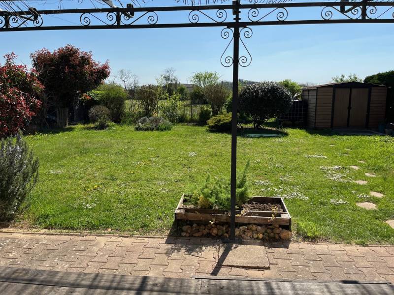 VILLIEU-LOYES-MOLLON - Maison familiale avec charme et confort