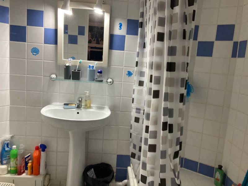 BALAN - APPARTEMENT EN RDC AVEC TERRASSE ET JARDINET